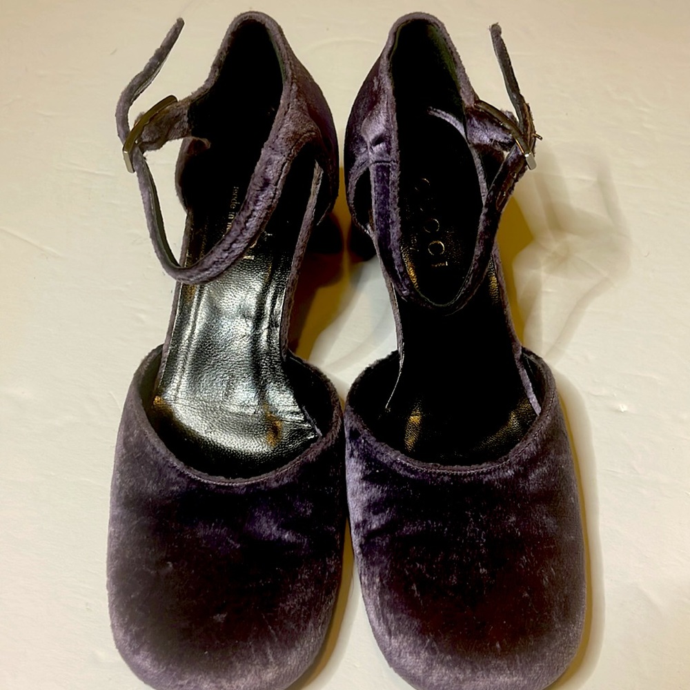 Gucci Light Purple Velvet Ankle Strap Block Heels size 36 C with Dustbag - Picture 3 of 7